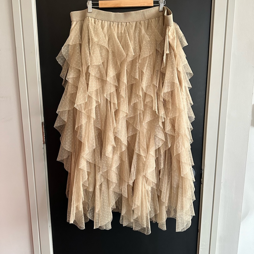 Chéri Ruffled Tulle Midi Skirt by Anthropologie